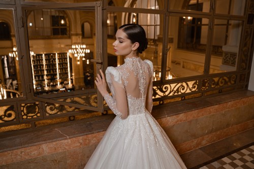 https://elisebride.ro/images/stories/virtuemart/product/1 Freya       (4).jpg